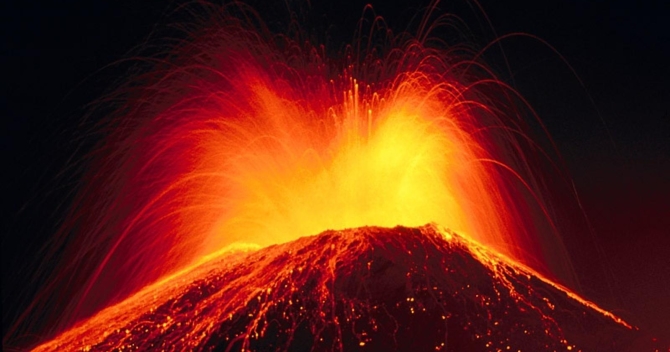 Vulcani dentro e fuori Vulcani dentro e fuori