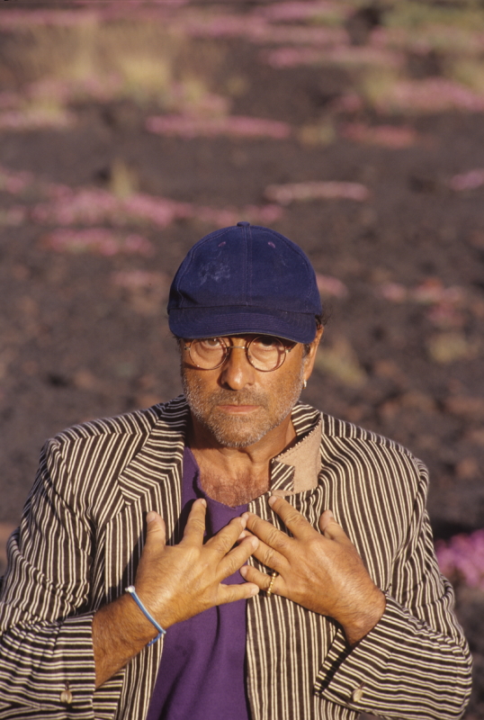 3. Lucio Dalla_Foto ritratto, Archivio fotografico Pressing Line - foto di M. Viola © Riproduzione riservata 