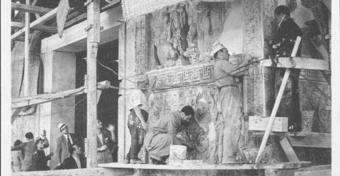 Ara pacis, finiture sul lato ovest Ara pacis, finiture sul lato ovest