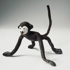 Scimmietta Zizì, 1953, gommapiuma e filo di ferro, 35 x 25 x 3 cm, produzione Pirelli (riedizione CLAC, Cantù)