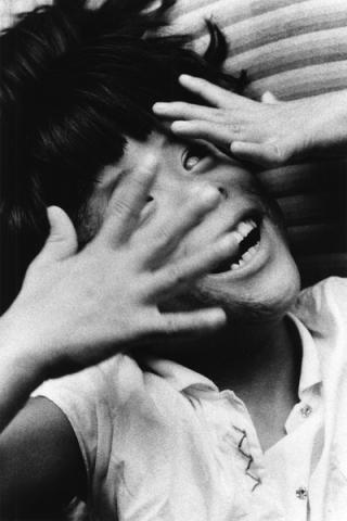 Gemelle non vedenti, dalla serie Hiroshima, 1957 457x560 - Ken Domon Museum of Photography