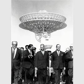 Il Presidente del Consiglio Aldo Moro inaugura al Centro Spaziale del Fucino la nuova parabola da 27 metri - 28 agosto 1967